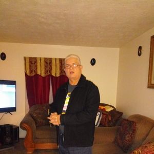 Meet your Posher, Maximo